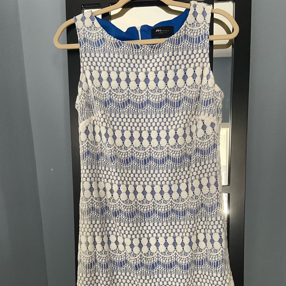 White blue lace summer dress size 8 like new